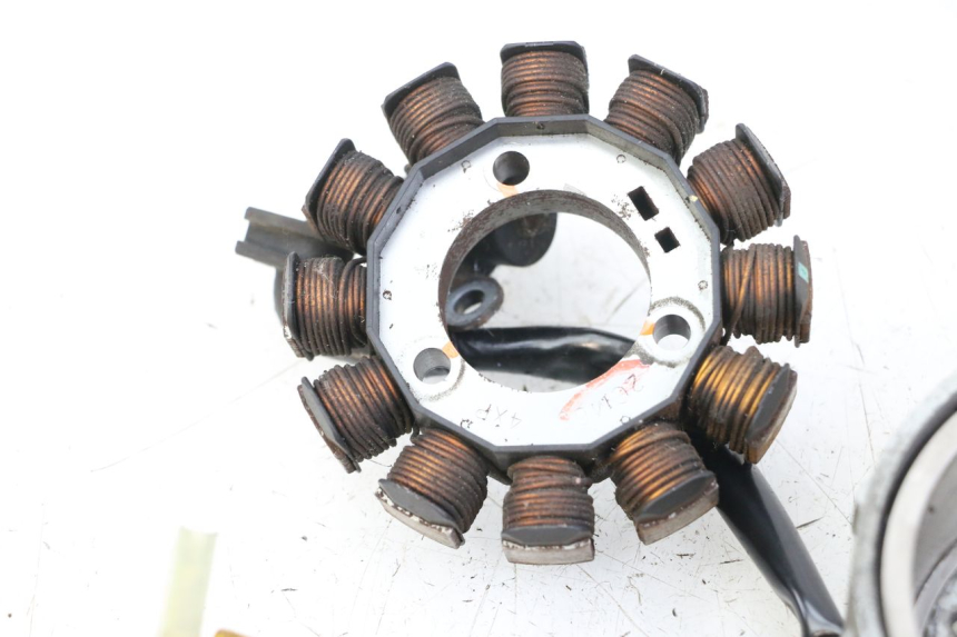 photo de ROTOR STATOR MBK MW TRYPTIK 125 (2014 - 2016) - Zbliżenie techniczne