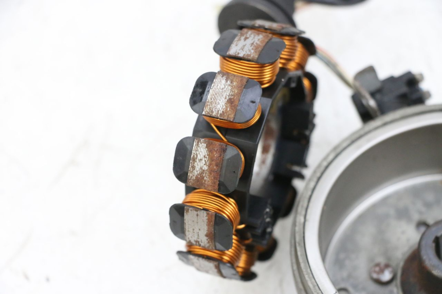 photo de ROTOR STATOR YAMAHA NEO'S NEOS 2T 50 (1998 - 2007) - Zbliżenie techniczne