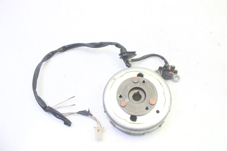 photo de ROTOR STATOR YAMAHA NEOS NEO'S 4T 50 (2008 - 2016) - Zoom stanu zużycia