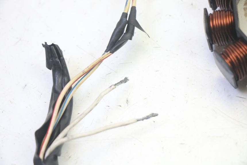 photo de ROTOR STATOR YAMAHA NEOS NEO'S 4T 50 (2008 - 2016) - Oznaczenia i referencje