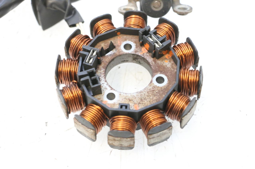 photo de ROTOR STATOR YAMAHA NEOS NEO'S 4T 50 (2008 - 2016) - Punkty mocowania