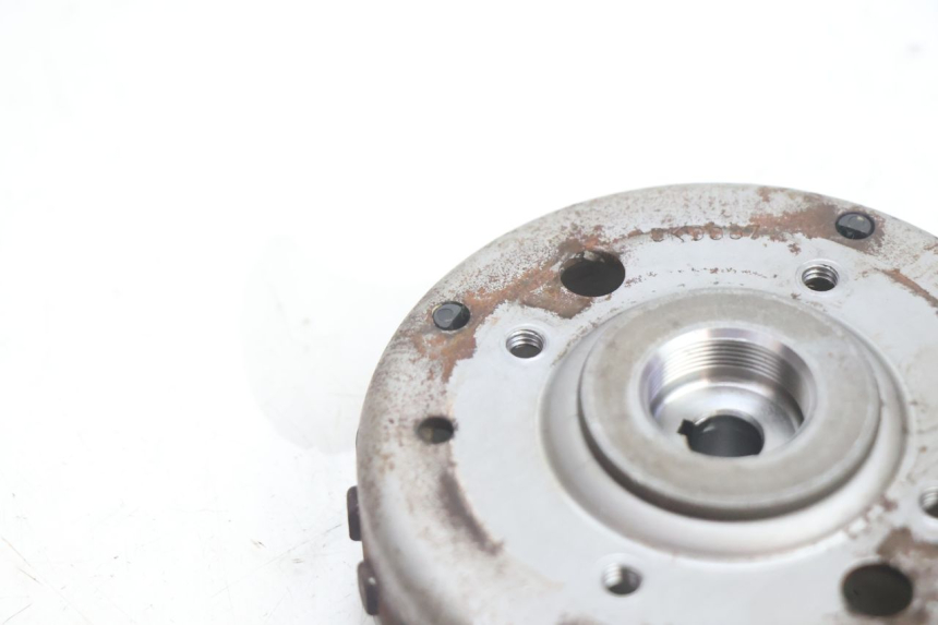 photo de ROTOR STATOR KYMCO LIKE 4T 50 (2019 - 2025) - Szczegóły charakterystyczne