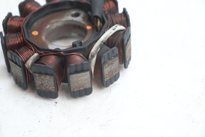 photo de ROTOR STATOR KYMCO LIKE 4T 50 (2019 - 2025) - Punkty mocowania