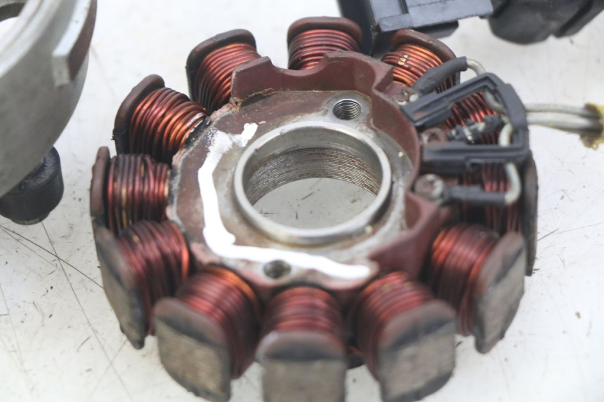 photo de ROTOR STATOR GILERA NEXUS 125 (2007 - 2009) - Inny kąt widzenia