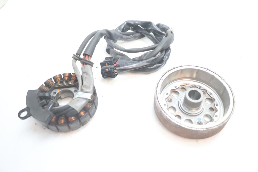 photo de ROTOR STATOR HONDA PCX (JF28) 125 (2009 - 2011) - Szczegół części