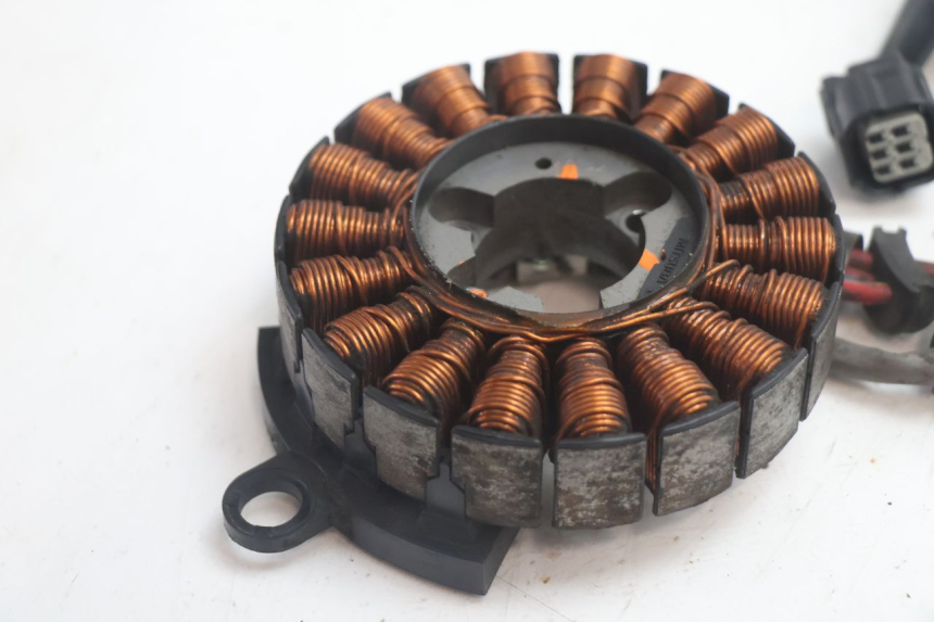 photo de ROTOR STATOR HONDA PCX (JF28) 125 (2009 - 2011) - Widok ogólny
