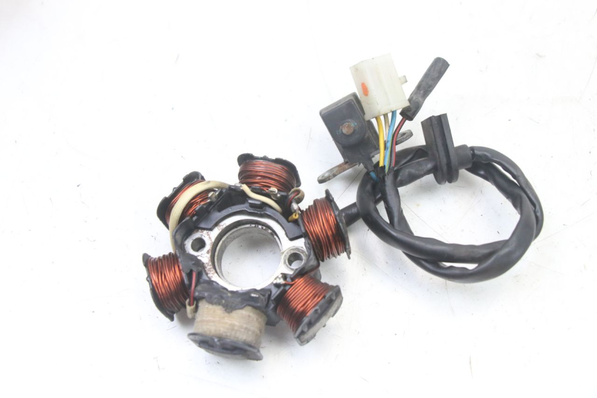 photo de ROTOR STATOR PEUGEOT KISBEE 2T 50 (2010 - 2017) - Stan powierzchni