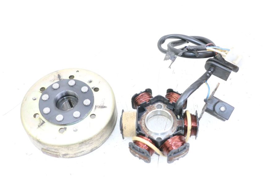 photo de ROTOR STATOR PEUGEOT LUDIX 50 (2008 - 2017) - Widok główny