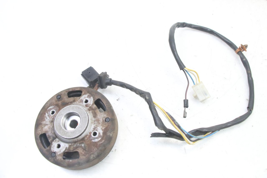 photo de ROTOR STATOR PEUGEOT TKR TREKKER FURIOUS 50 (2005 - 2014) - Szczegół części