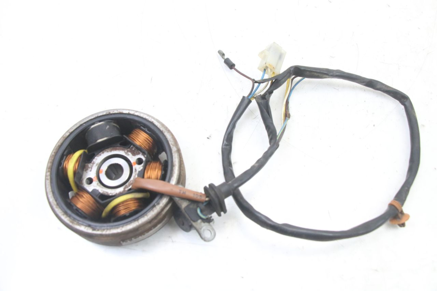 photo de ROTOR STATOR PEUGEOT TKR TREKKER FURIOUS 50 (2005 - 2014) - Zoom stanu zużycia
