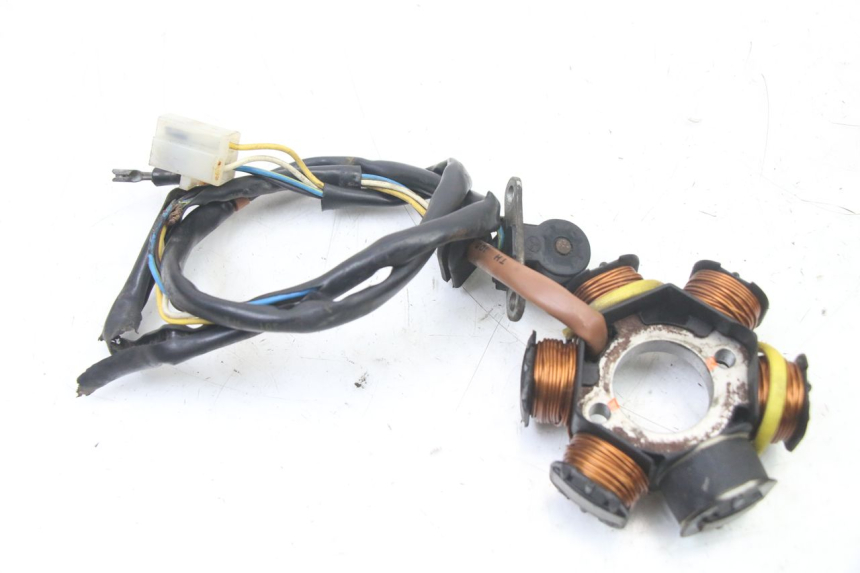 photo de ROTOR STATOR PEUGEOT TKR TREKKER FURIOUS 50 (2005 - 2014) - Punkty mocowania