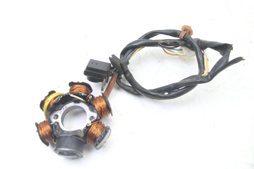 photo de ROTOR STATOR PEUGEOT TKR TREKKER FURIOUS 50 (2005 - 2014) - Oznaczenia i referencje