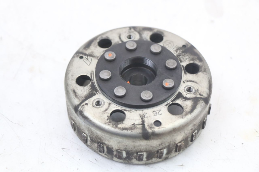 photo de ROTOR STATOR PIAGGIO LIBERTY IGET 4T 50 (2021 - 2025) - Zbliżenie techniczne