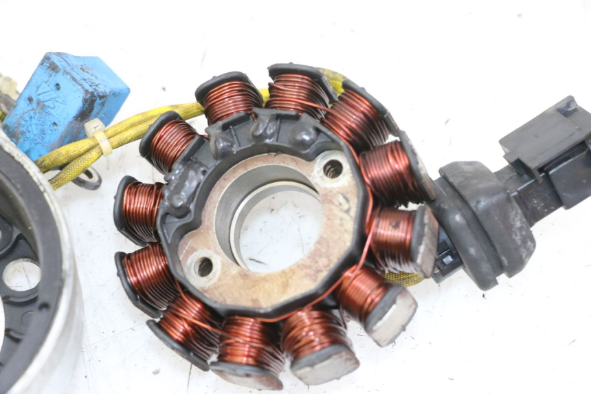 photo de ROTOR STATOR PIAGGIO VESPA LX 150 (2005 - 2013) - Zbliżenie techniczne