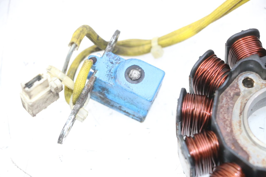 photo de ROTOR STATOR PIAGGIO VESPA LX 150 (2005 - 2013) - Punkty mocowania