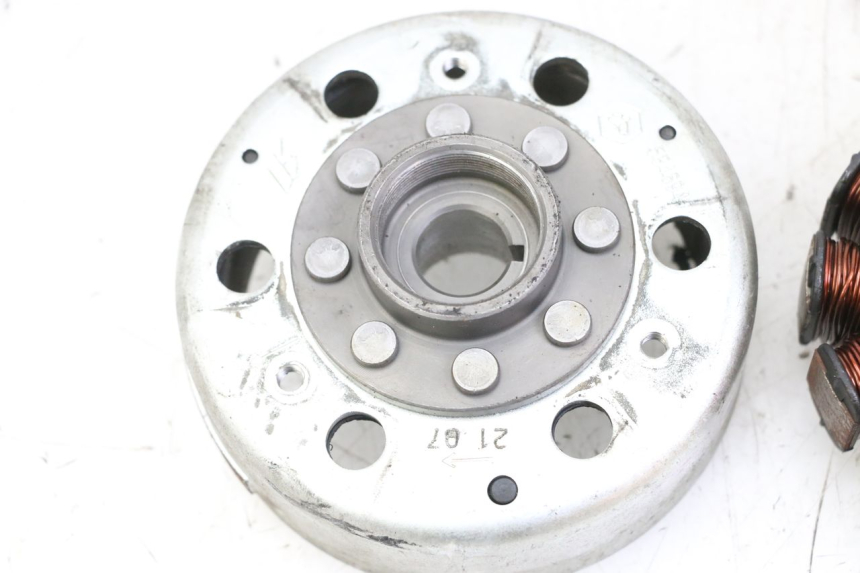 photo de ROTOR STATOR PIAGGIO VESPA LX 150 (2005 - 2013) - Oznaczenia i referencje