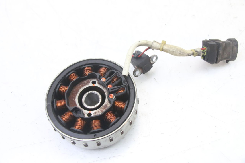 photo de ROTOR STATOR PIAGGIO ZIP 4T 50 (2018 - 2020) - Zbliżenie techniczne