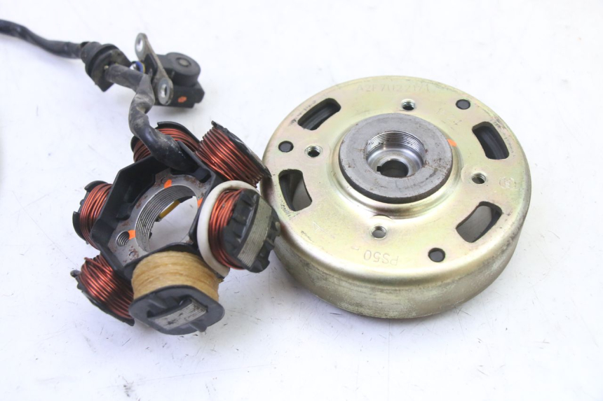 photo de ROTOR STATOR PGO RODOSHOW 2T 50 (2003 - 2007) - Szczegół części