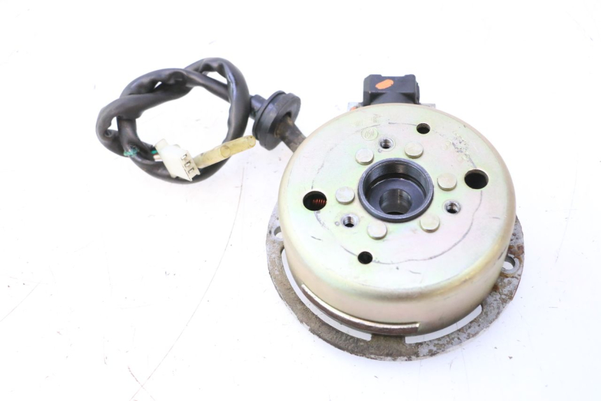 photo de ROTOR STATOR KEEWAY RY6 2T 50 (2011 - 2019) - Szczegół części