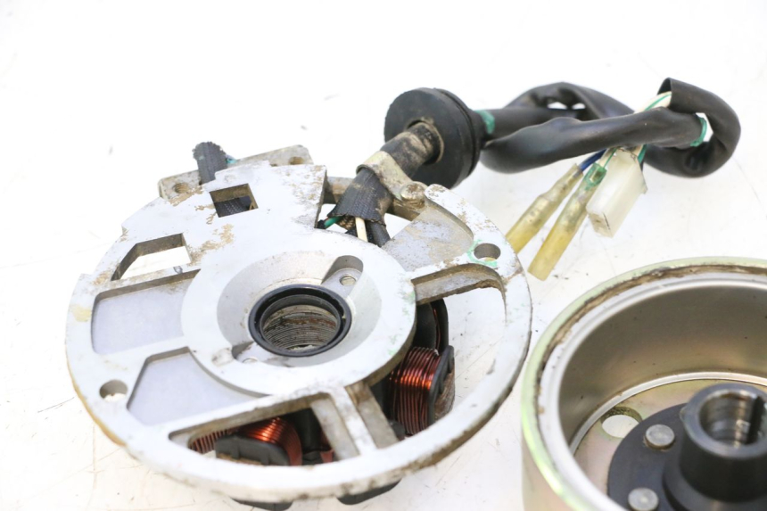 photo de ROTOR STATOR KEEWAY RY6 2T 50 (2011 - 2019) - Inny kąt widzenia