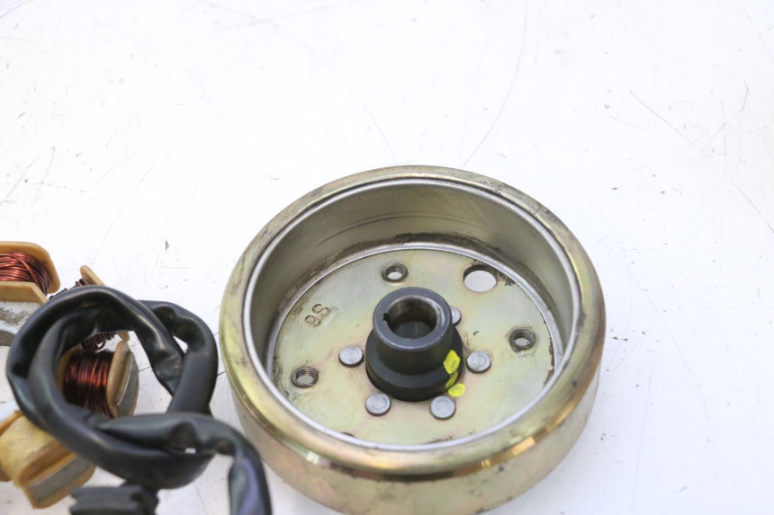 photo de ROTOR STATOR JM MOTORS SANTANA 50 (2014 - 2023) - Punkty mocowania