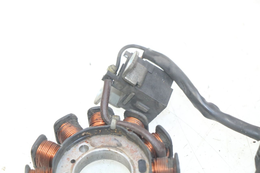 photo de ROTOR STATOR APRILIA SCARABEO 100 (2003 - 2012) - Inny kąt widzenia