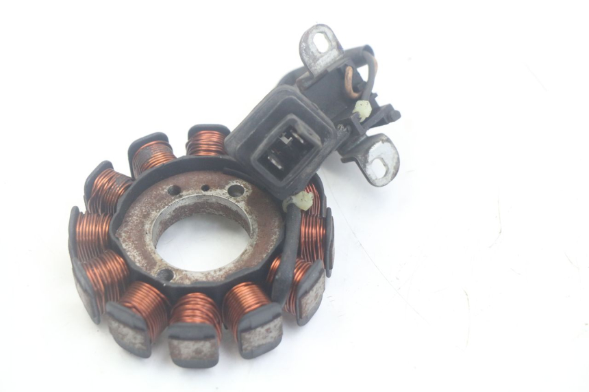 photo de ROTOR STATOR APRILIA SCARABEO 100 (2003 - 2012) - Zbliżenie techniczne