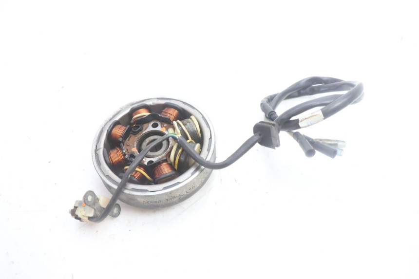 photo de ROTOR STATOR HONDA SCV LEAD 100 (2003 - 2007) - Inny kąt widzenia