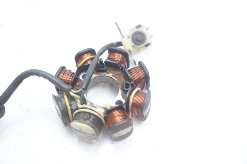 photo de ROTOR STATOR HONDA SCV LEAD 100 (2003 - 2007) - Widok ogólny