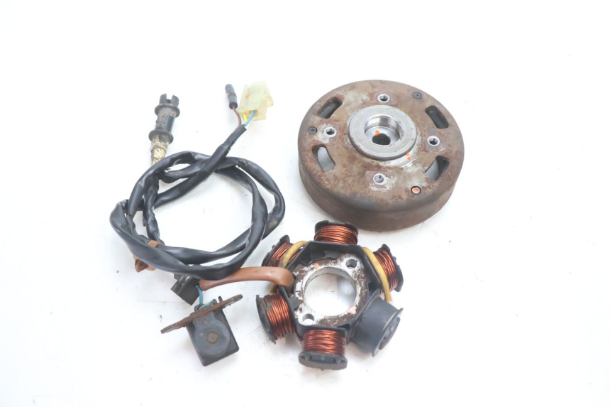 photo de ROTOR STATOR PEUGEOT SPEEDFIGHT 2 AC 50 (2000 - 2009) - Widok główny