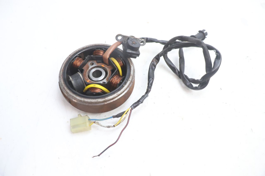 photo de ROTOR STATOR PEUGEOT SPEEDFIGHT 2 AC 50 (2000 - 2009) - Inny kąt widzenia