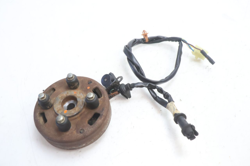 photo de ROTOR STATOR PEUGEOT SPEEDFIGHT LC 50 (1996 - 2002) - Zoom stanu zużycia