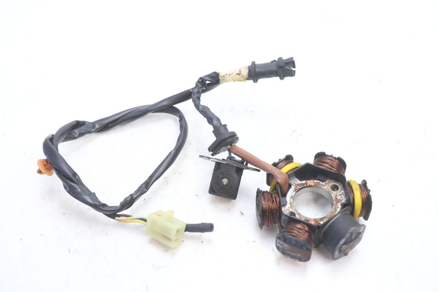 photo de ROTOR STATOR PEUGEOT SPEEDFIGHT LC 50 (1996 - 2002) - Zbliżenie techniczne