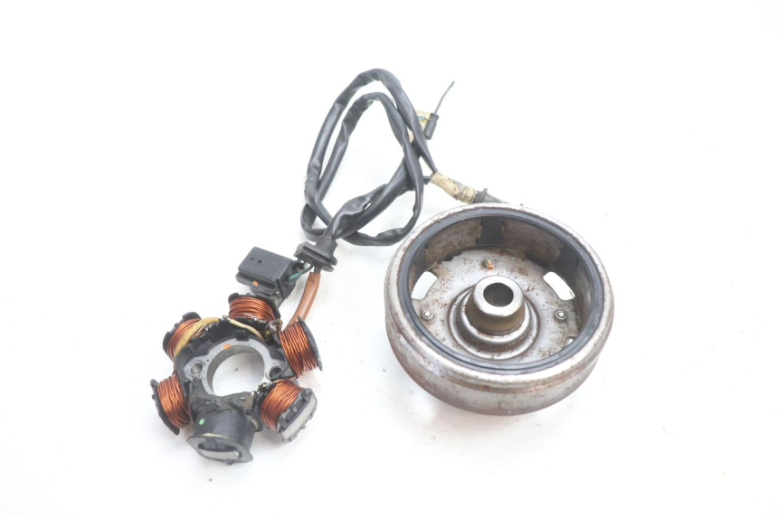 photo de ROTOR STATOR PEUGEOT SPEEDFIGHT LC 50 (1996 - 2002) - Szczegół części