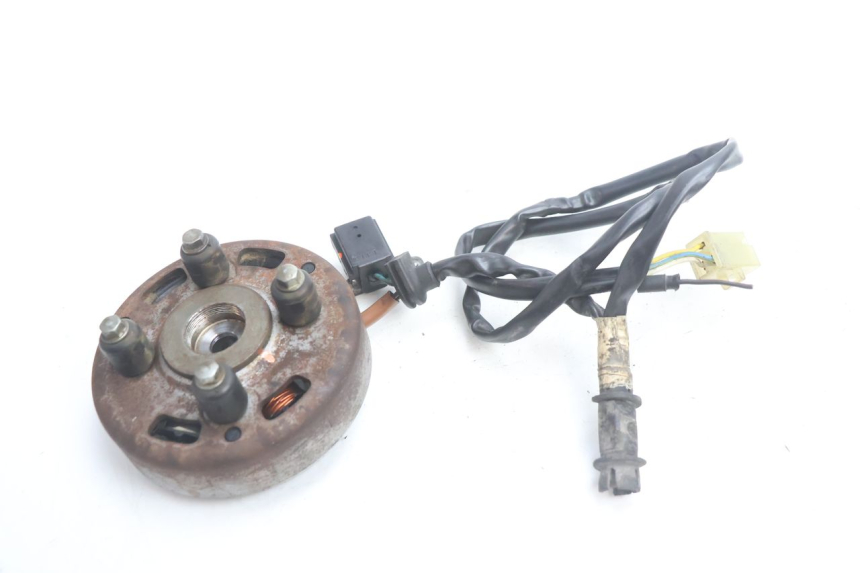 photo de ROTOR STATOR PEUGEOT SPEEDFIGHT LC 50 (1996 - 2002) - Zoom stanu zużycia