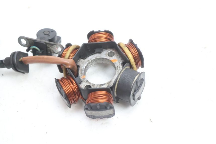 photo de ROTOR STATOR PEUGEOT SPEEDFIGHT LC 50 (1996 - 2002) - Widok ogólny