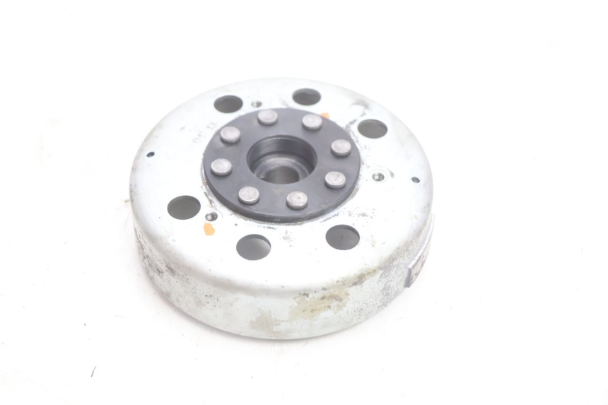 photo de ROTOR STATOR APRILIA SR 2T 50 (2012 - 2017) - Zbliżenie techniczne