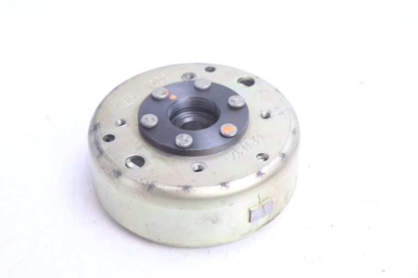 photo de ROTOR STATOR RAZZO STEED 125 (2012 - 2018) - Zbliżenie techniczne