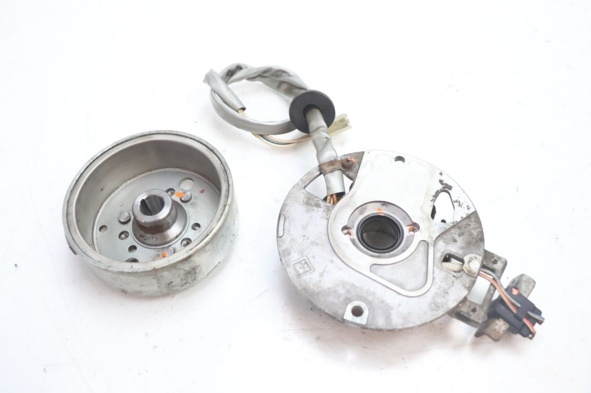 photo de ROTOR STATOR MBK STUNT NAKED 50 (2004 - 2018) - Szczegół części