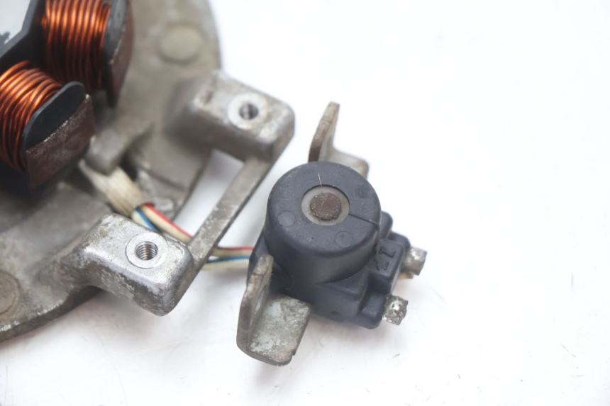 photo de ROTOR STATOR MBK STUNT NAKED 50 (2004 - 2018) - Punkty mocowania