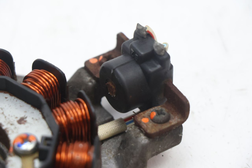 photo de ROTOR STATOR MBK STUNT NAKED 50 (2004 - 2018) - Punkty mocowania