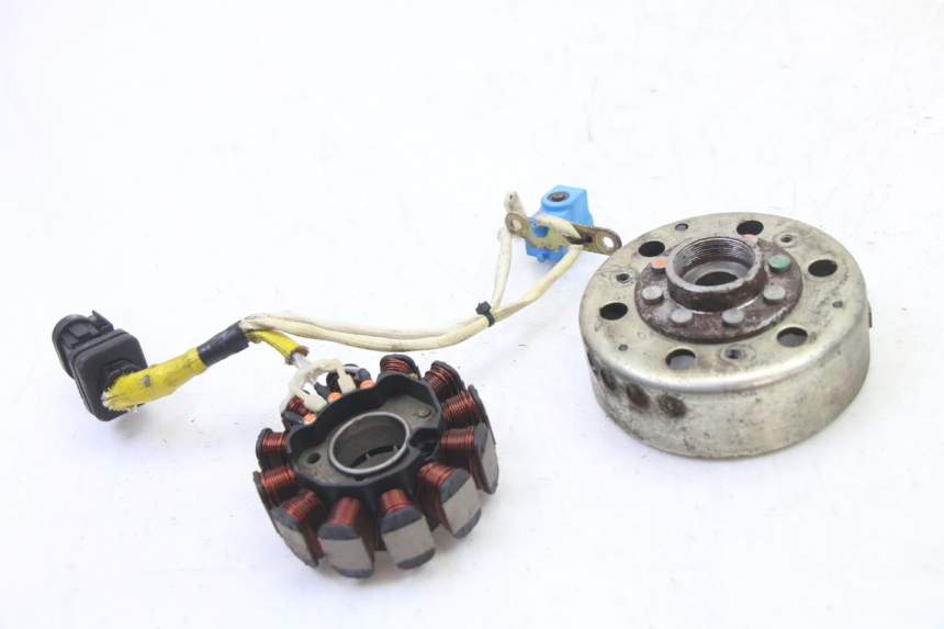 photo de ROTOR STATOR PIAGGIO SUPER LX 125 (2000 - 2003) - Szczegół części