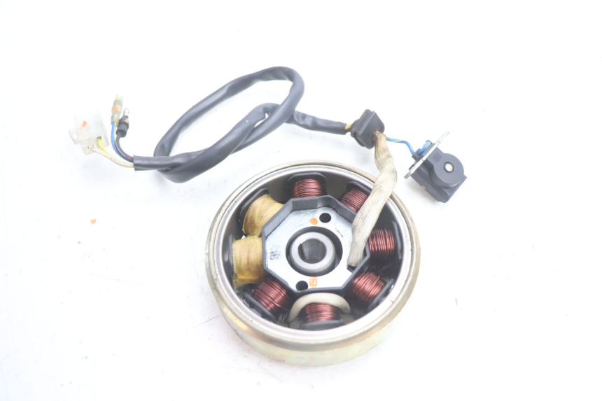 photo de ROTOR STATOR BAOTIAN TRAVEL SPIRIT 50 (2010 - 2012) - Inny kąt widzenia