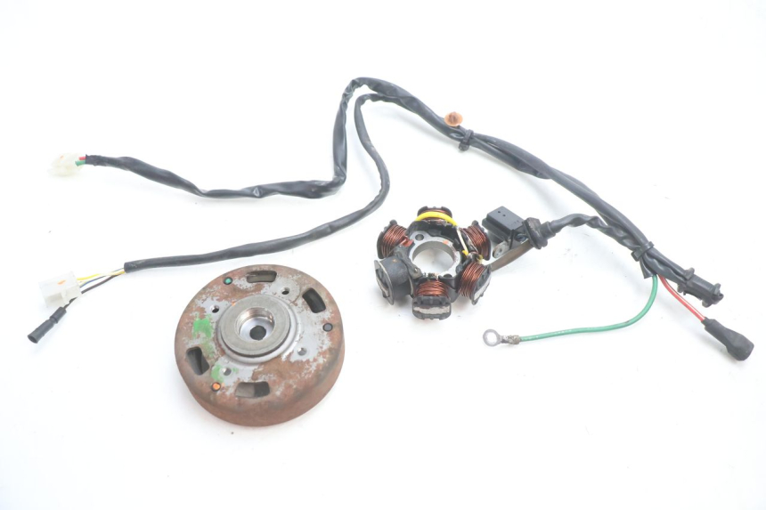 photo de ROTOR STATOR PEUGEOT TREKKER 50 (1995 - 2004) - Widok główny