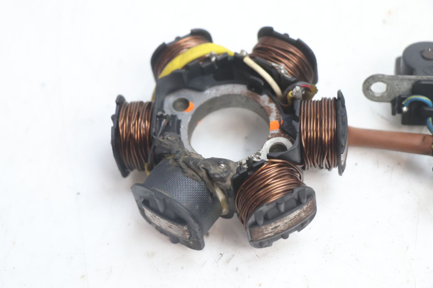 photo de ROTOR STATOR PEUGEOT TREKKER 50 (1995 - 2004) - Widok ogólny