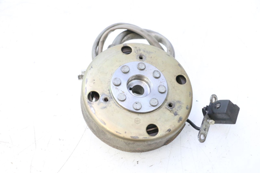photo de ROTOR STATOR PIAGGIO TYPHOON 50 (2000 - 2009) - Szczegół części