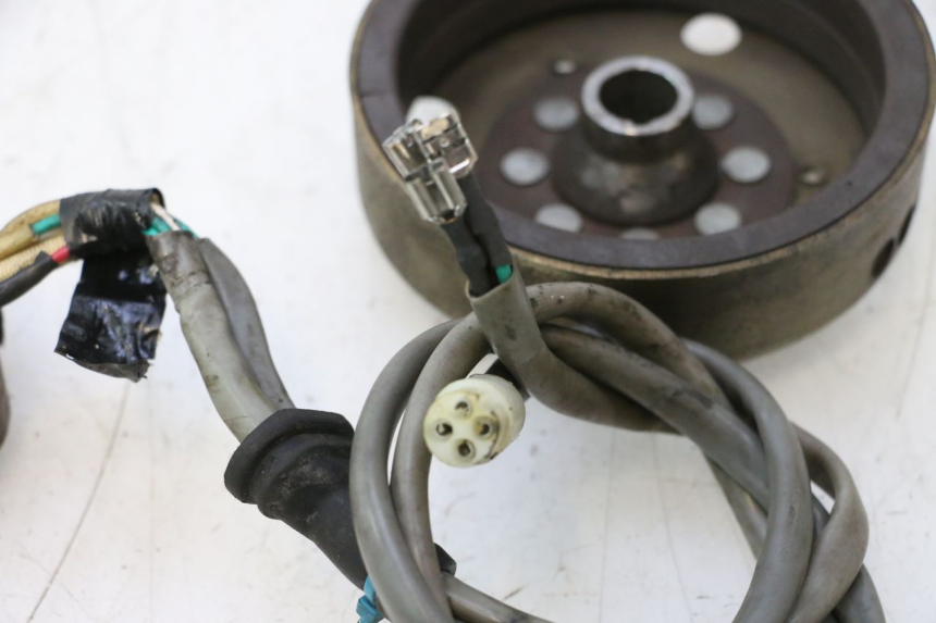 photo de ROTOR STATOR PIAGGIO TYPHOON 50 (2000 - 2009) - Widok ogólny