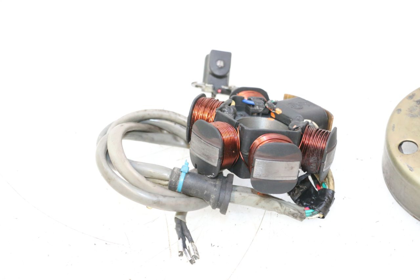 photo de ROTOR STATOR PIAGGIO TYPHOON 50 (2000 - 2009) - Oznaczenia i referencje