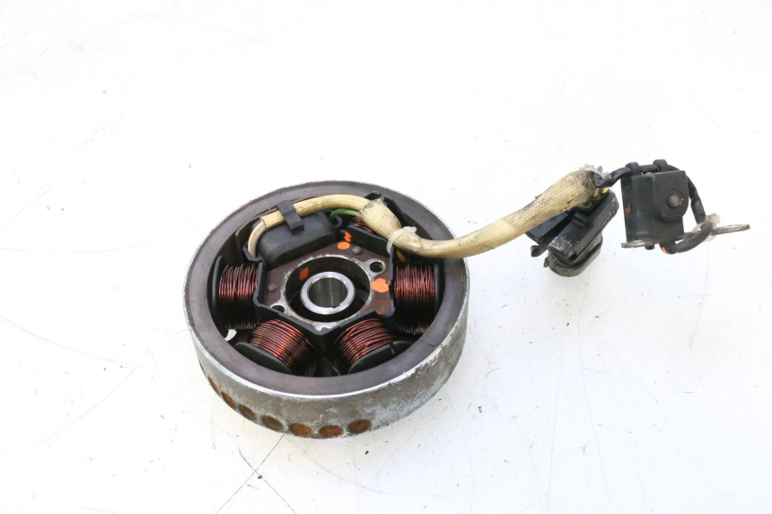 photo de ROTOR STATOR PIAGGIO TYPHOON 50 (2000 - 2009) - Zoom stanu zużycia