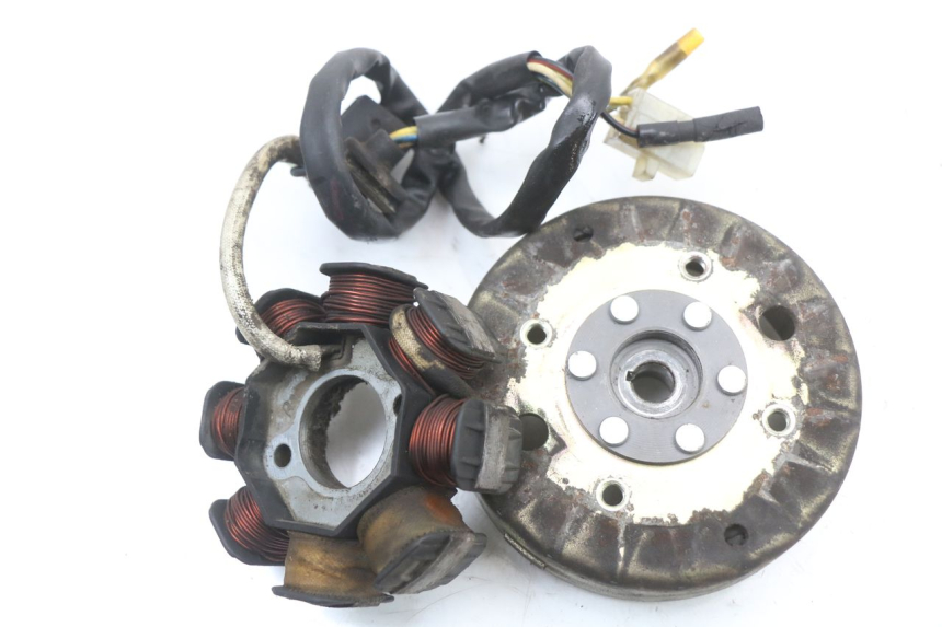 photo de ROTOR STATOR PEUGEOT V-CLIC VCLIC 50 (2007 - 2013) - Szczegół części